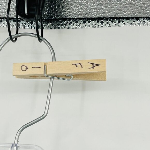 BDG Women's Slim Straight Baggy Jeans Size 30 Ripped High Rise Button Fly Blue - Picture 9 of 9